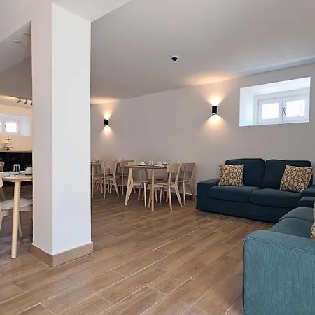 Come Inn Sintra Синтра