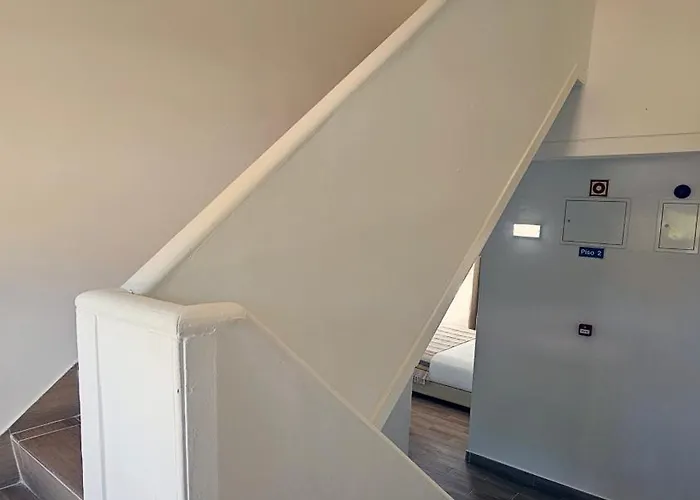 Come Inn Sintra Bed & Breakfast 3*