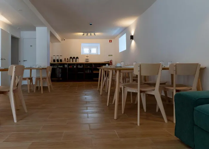 Bed & Breakfast Come Inn Sintra