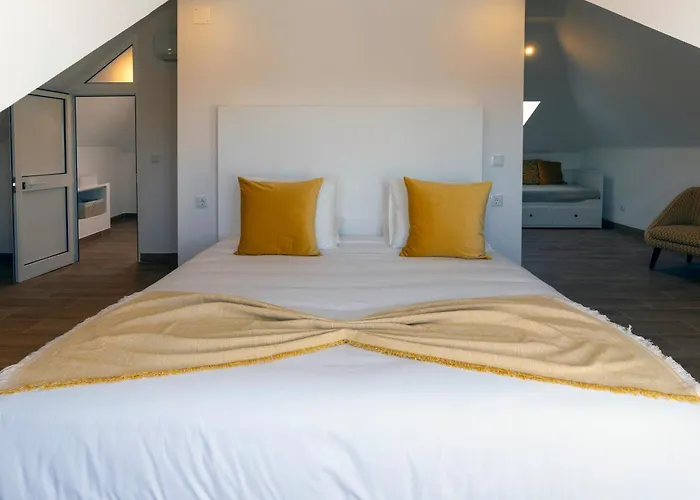 Bed & Breakfast Come Inn Sintra 3*